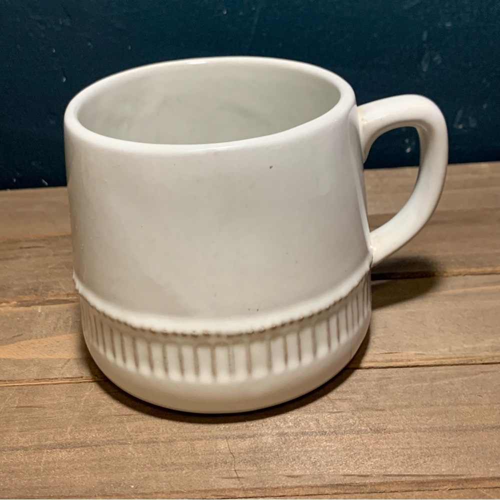 Harth & Hand with Magnolia Target Textured Cream Creramic / Stomeware Mug 12 oz